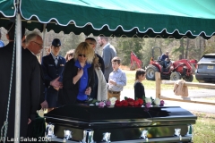 Last-Salute-military-funeral-guard-0140