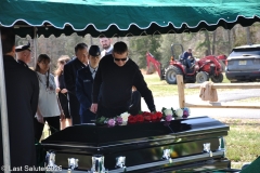 Last-Salute-military-funeral-guard-0145