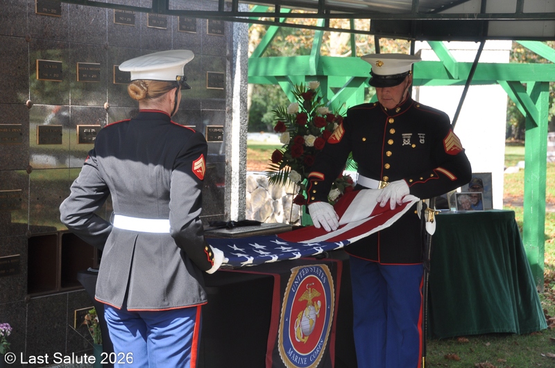 Last-Salute-military-funeral-guard-108