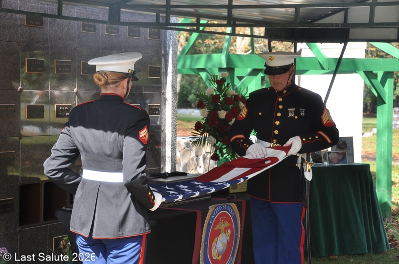 Last-Salute-military-funeral-guard-109