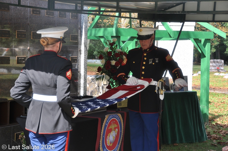 Last-Salute-military-funeral-guard-110