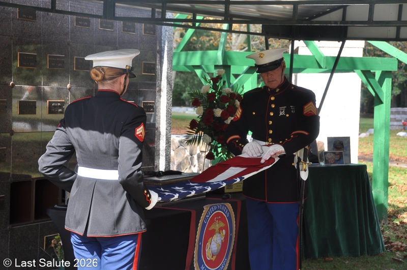Last-Salute-military-funeral-guard-111