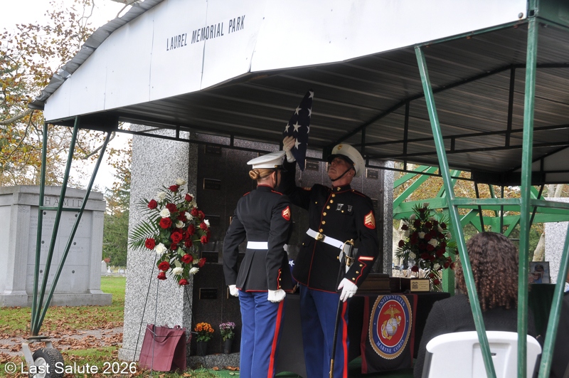 Last-Salute-military-funeral-guard-124