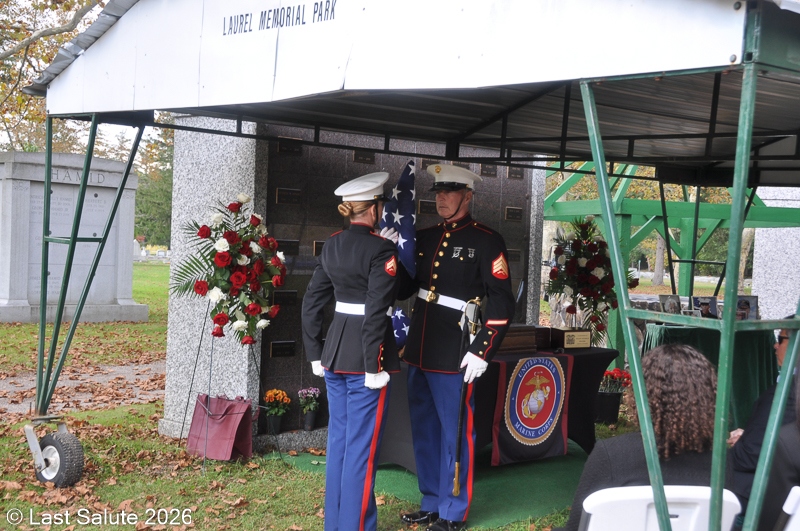 Last-Salute-military-funeral-guard-125
