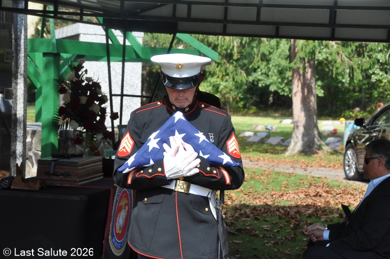 Last-Salute-military-funeral-guard-129