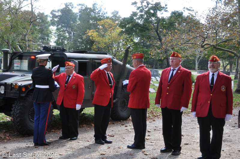 Last-Salute-military-funeral-guard-134