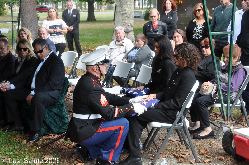 Last-Salute-military-funeral-guard-155