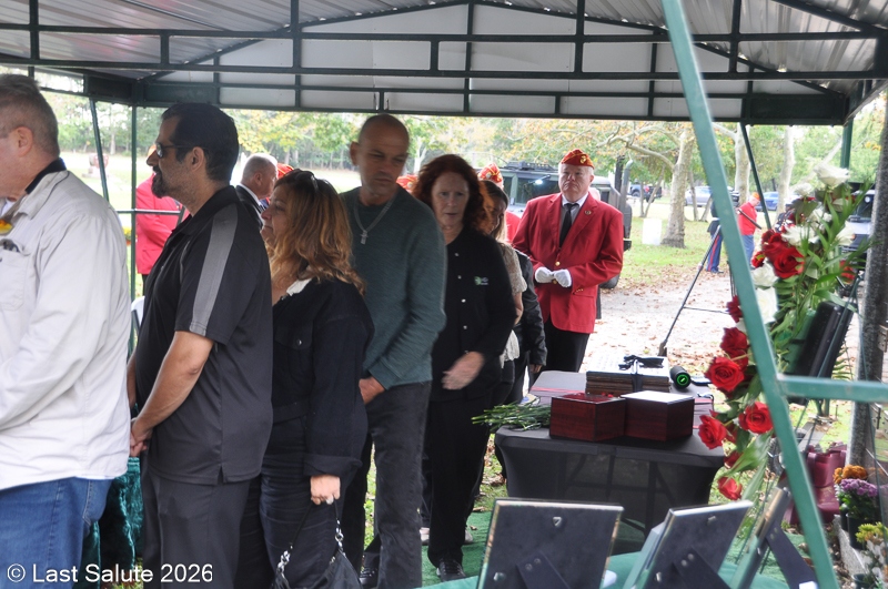Last-Salute-military-funeral-guard-171