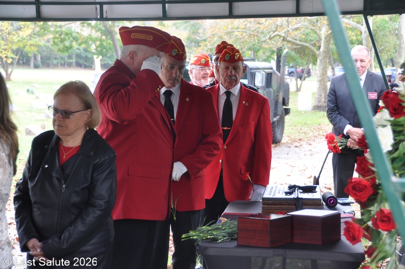 Last-Salute-military-funeral-guard-176