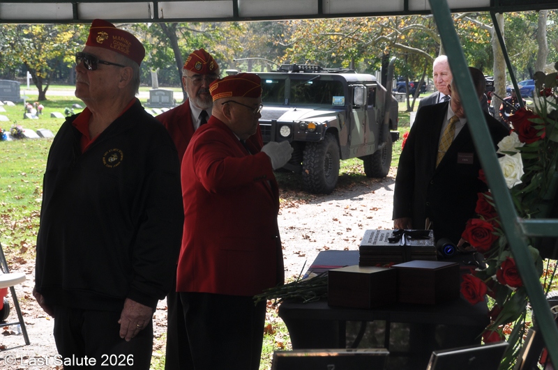 Last-Salute-military-funeral-guard-185