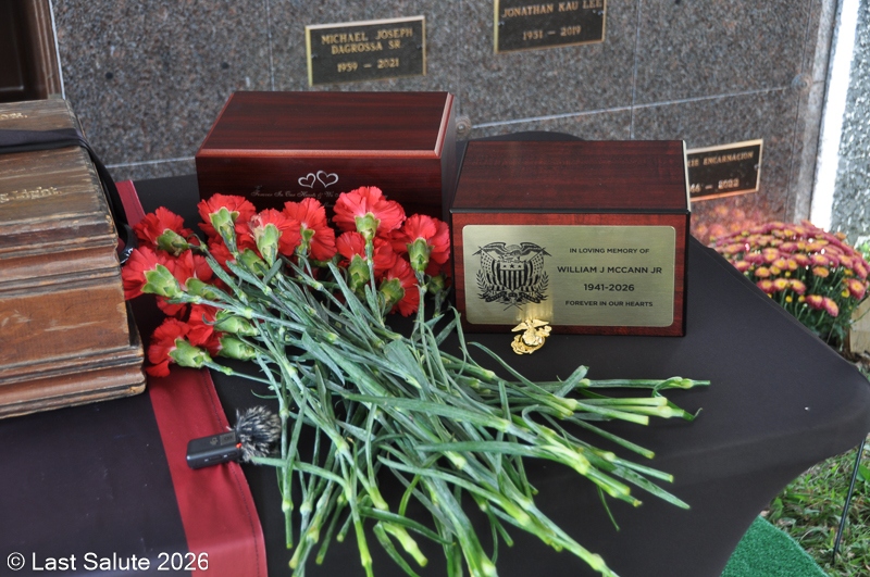 Last-Salute-military-funeral-guard-189