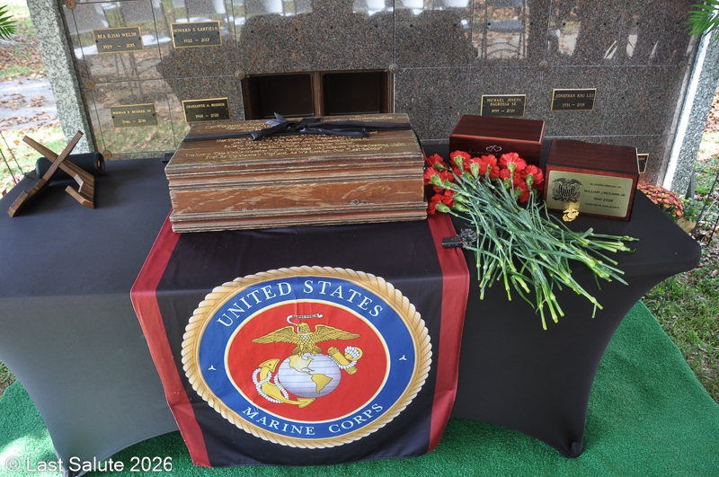 Last-Salute-military-funeral-guard-190