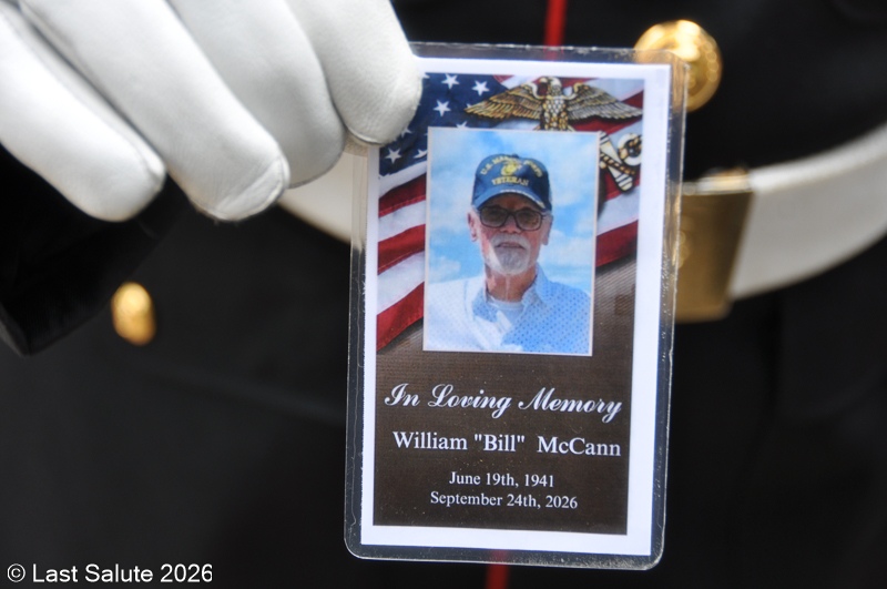 Last-Salute-military-funeral-guard-2