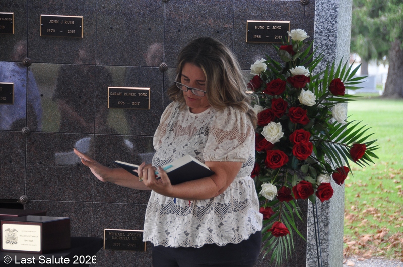 Last-Salute-military-funeral-guard-25