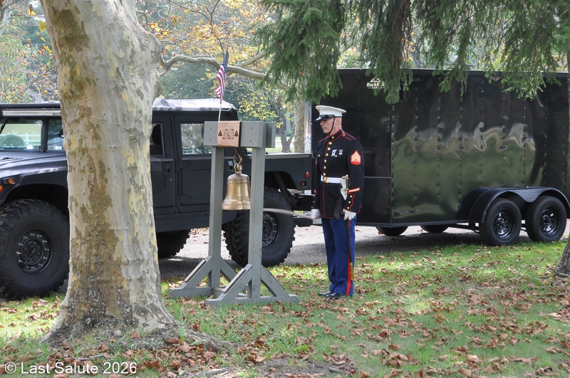 Last-Salute-military-funeral-guard-72