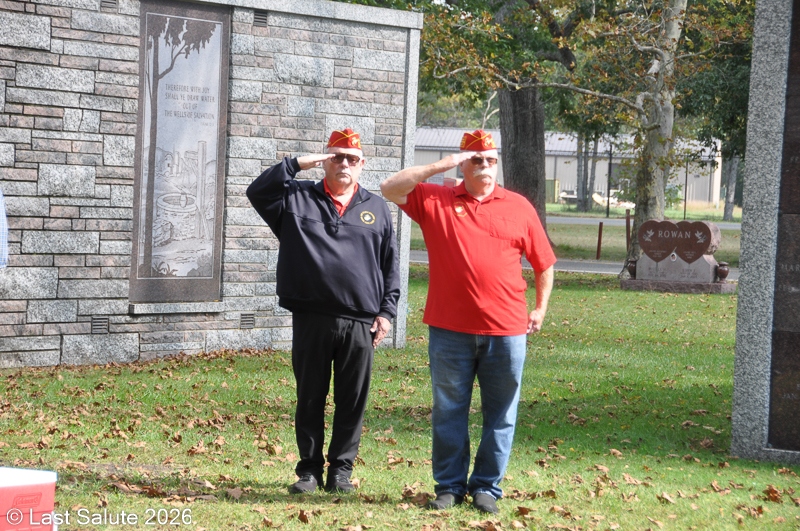 Last-Salute-military-funeral-guard-79