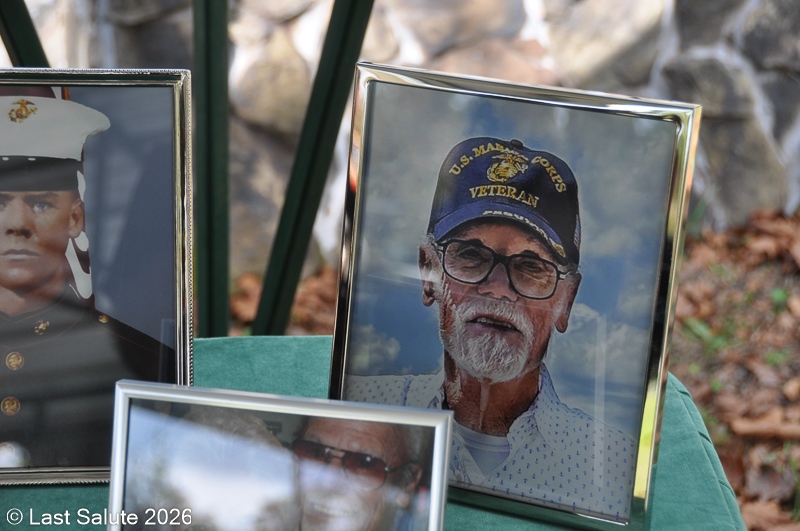 Last-Salute-military-funeral-guard-8
