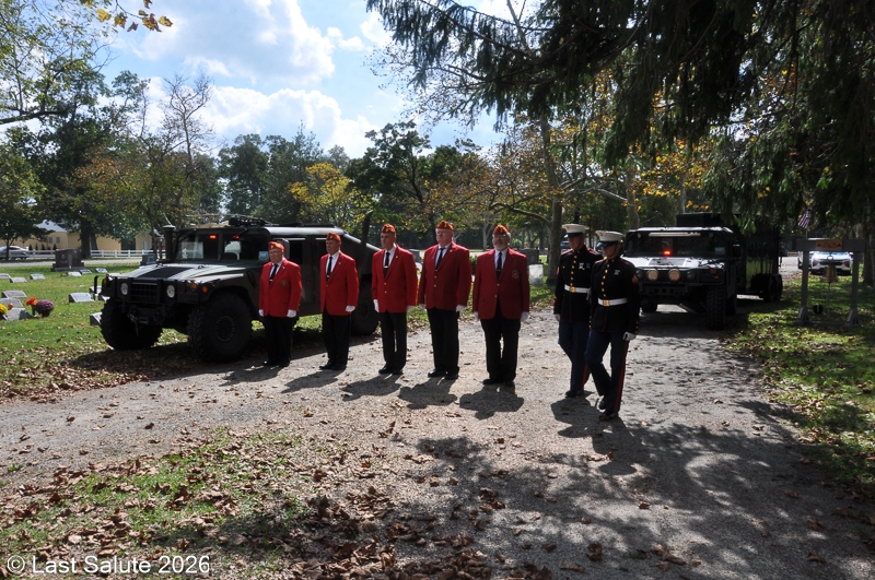 Last-Salute-military-funeral-guard-80