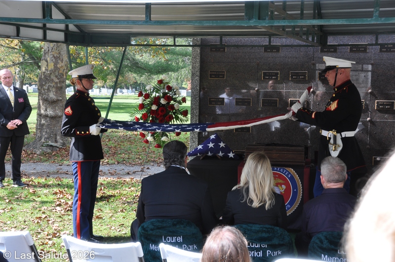 Last-Salute-military-funeral-guard-88