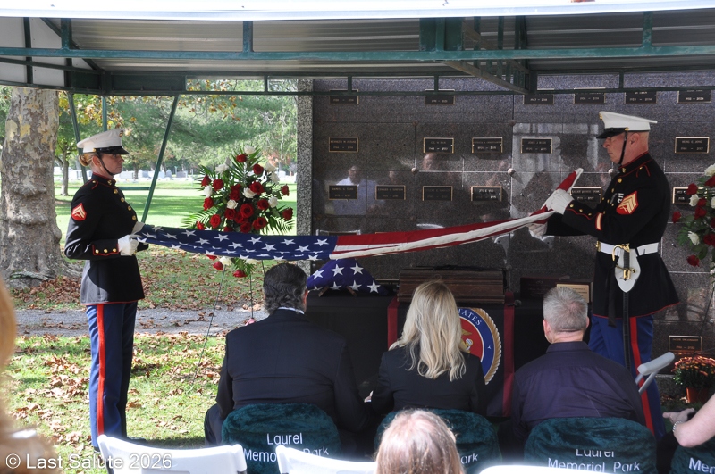 Last-Salute-military-funeral-guard-89
