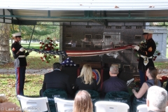 Last-Salute-military-funeral-guard-100