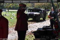 Last-Salute-military-funeral-guard-187