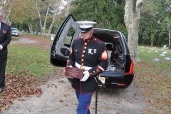 Last-Salute-military-funeral-guard-21