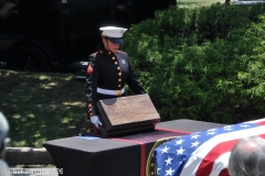 Last-Salute-military-funeral-guard-41