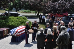 Last-Salute-military-funeral-guard-42