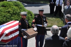 Last-Salute-military-funeral-guard-43