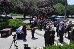 Last-Salute-military-funeral-guard-50