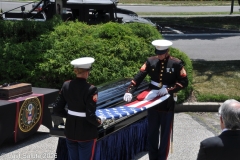 Last-Salute-military-funeral-guard-88