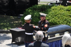 Last-Salute-military-funeral-guard-98