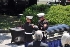 Last-Salute-military-funeral-guard-99
