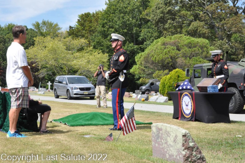 Last-Salute-military-funeral-honor-guard-0116