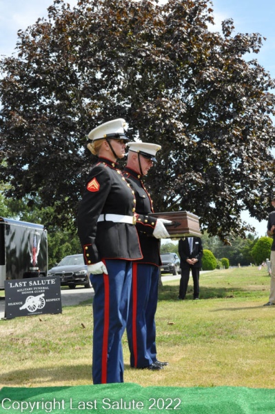 Last-Salute-military-funeral-honor-guard-0130