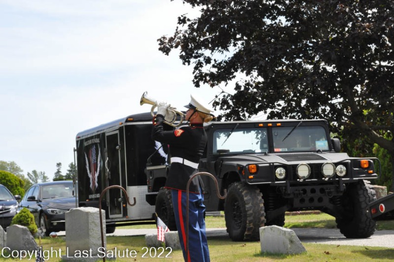 Last-Salute-military-funeral-honor-guard-0154
