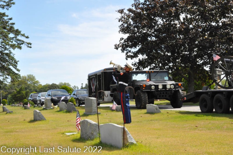 Last-Salute-military-funeral-honor-guard-0159