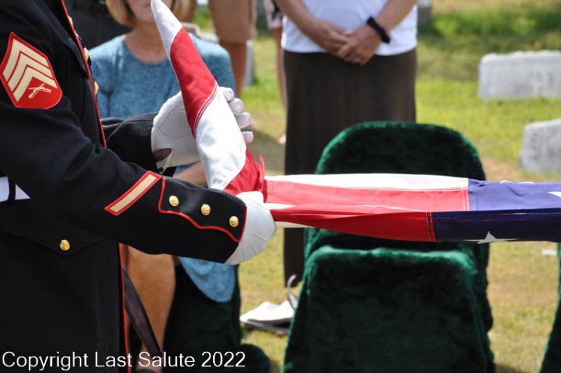 Last-Salute-military-funeral-honor-guard-0184