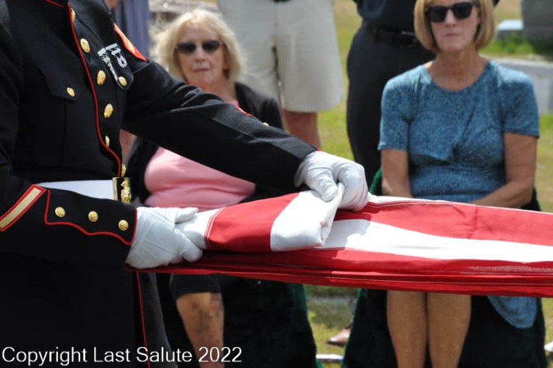 Last-Salute-military-funeral-honor-guard-0201