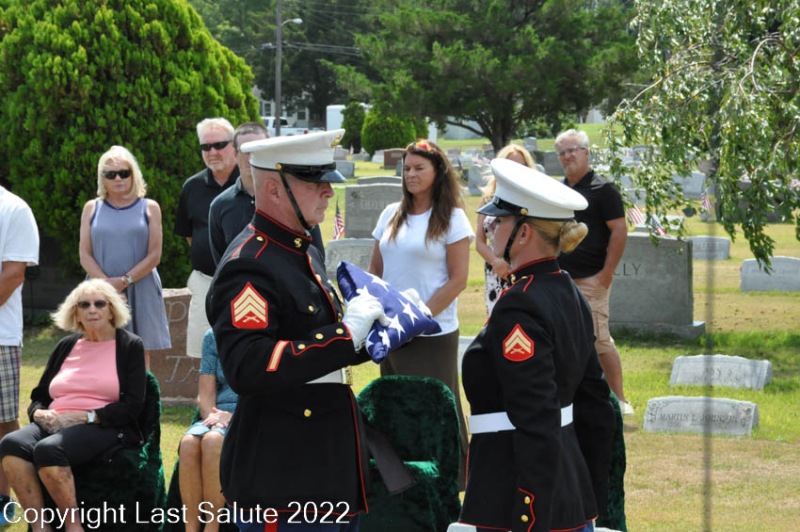 Last-Salute-military-funeral-honor-guard-0227