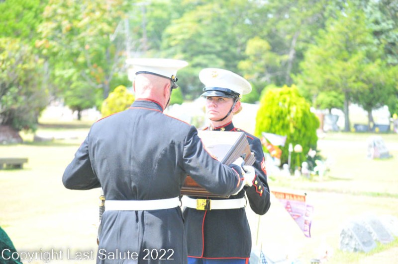 Last-Salute-military-funeral-honor-guard-7292