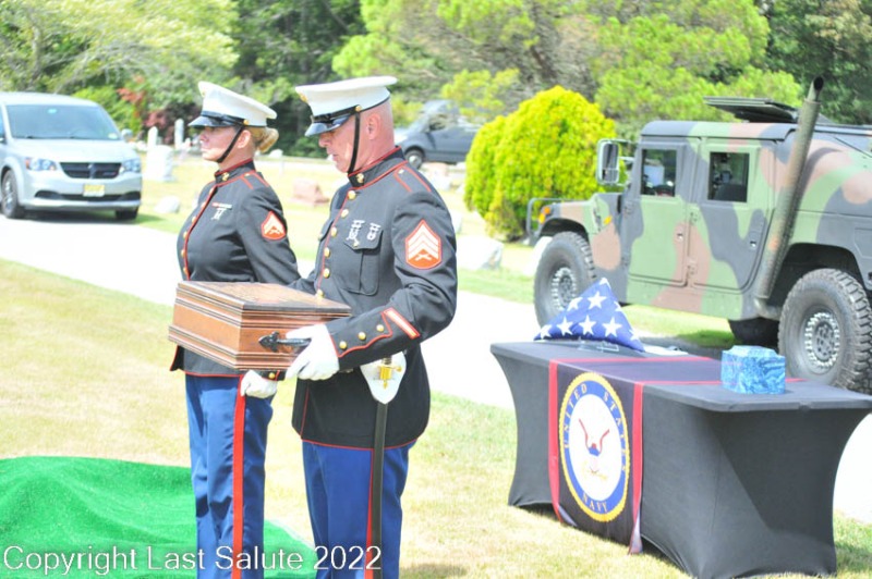 Last-Salute-military-funeral-honor-guard-7295