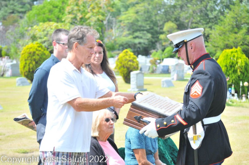 Last-Salute-military-funeral-honor-guard-7299