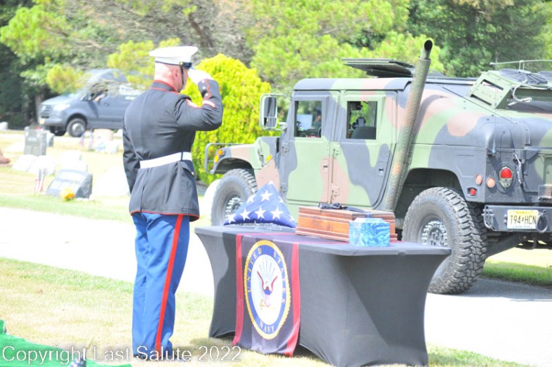 Last-Salute-military-funeral-honor-guard-7320