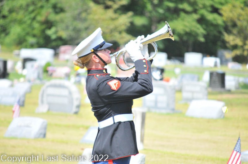 Last-Salute-military-funeral-honor-guard-7326