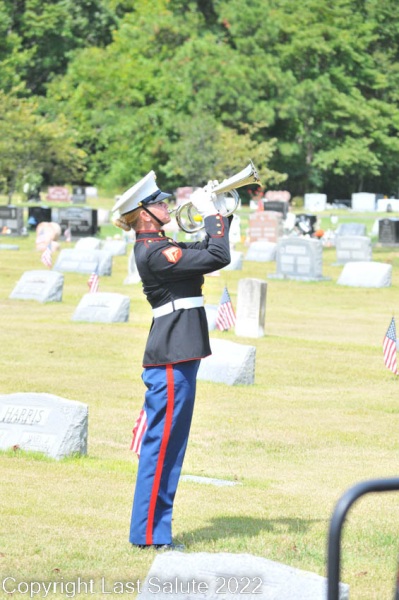 Last-Salute-military-funeral-honor-guard-7328