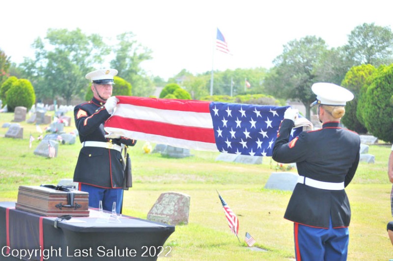 Last-Salute-military-funeral-honor-guard-7340