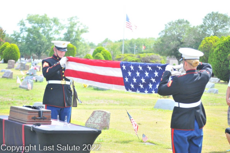 Last-Salute-military-funeral-honor-guard-7341
